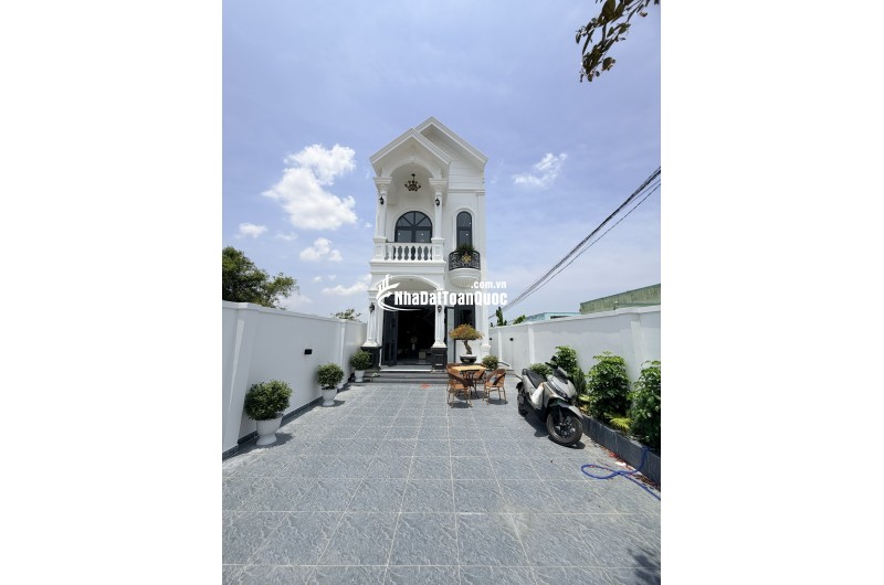 Villa vườn hiếm 6x33m ngay chợ Long Thượng – sân cực rộng, nhìn là mê. Giá full 4Ty250. SHR Hoàn Công
